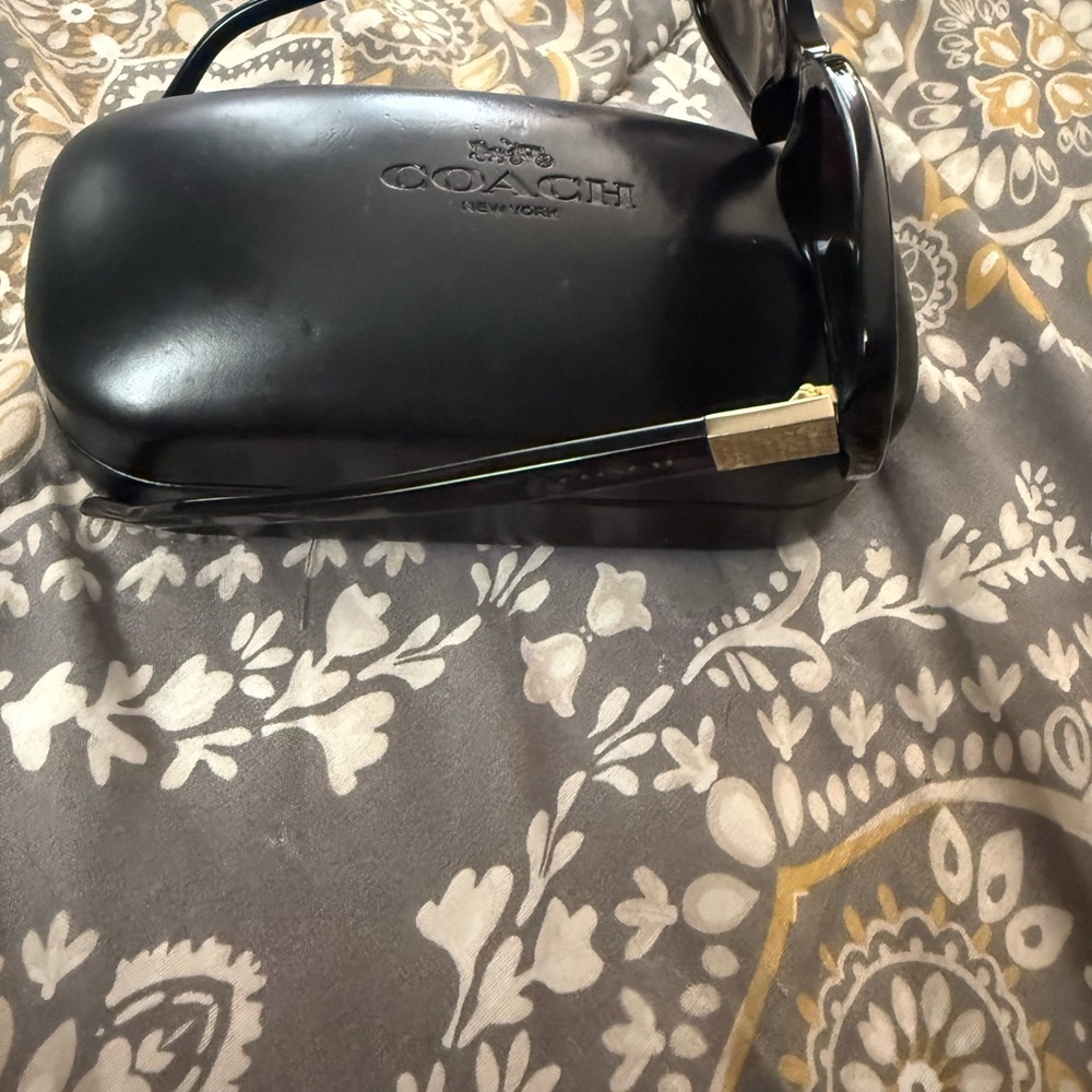 Coach Black Oversized Rectangular Sunglasses - image 4